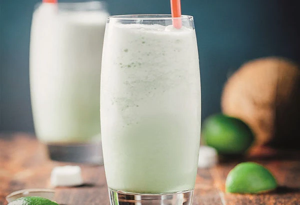 Matcha kokosovo-limetkové frappé