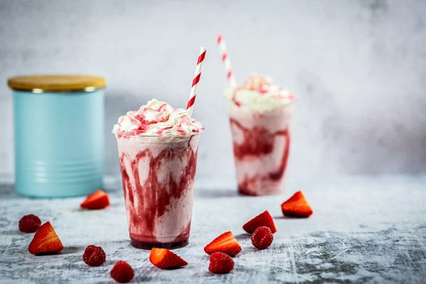 Frappé s&nbsp;letním ovocem