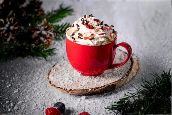 Horká čokoláda s&nbsp;jahodami