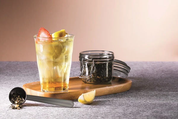 Ledový zelený čaj s&nbsp;ženšenem a&nbsp;citronem