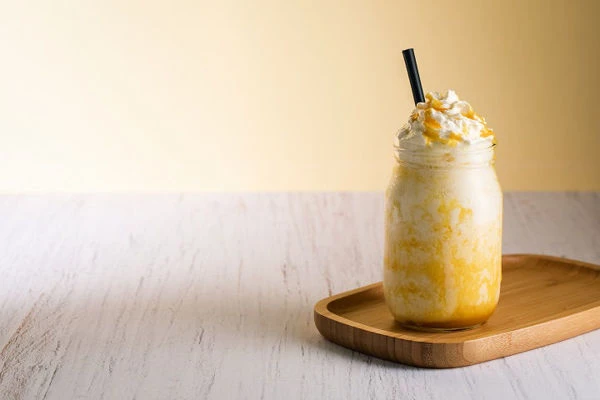 Exotický mango milkshake