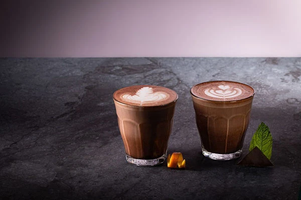 Horká čokoláda s&nbsp;pomerančem nebo&nbsp;mátou